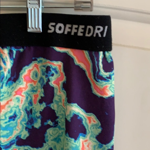 Soffe Dri work out Capris - Picture 3 of 4